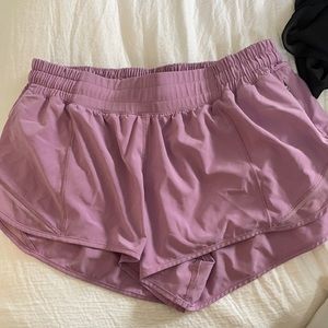 Lululemon hotty hot short 2.5 length